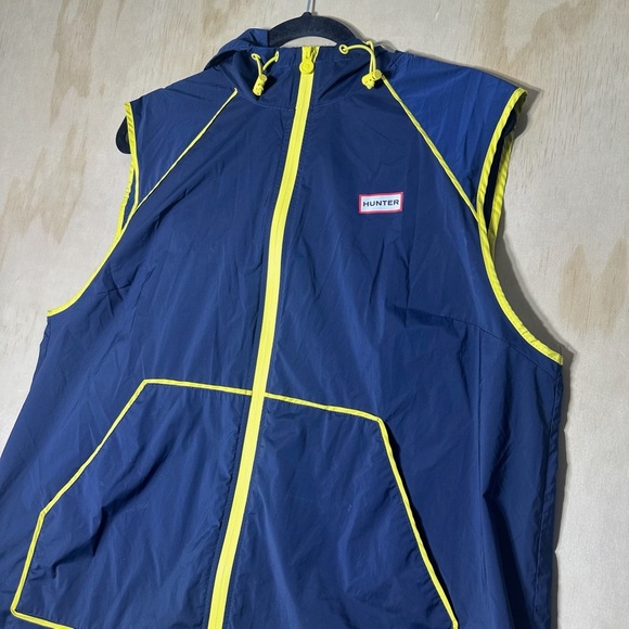Hunter Brand Full Zip XLarge Hooded Navy Windbreaker Vest Jacket - Picture 2 of 10